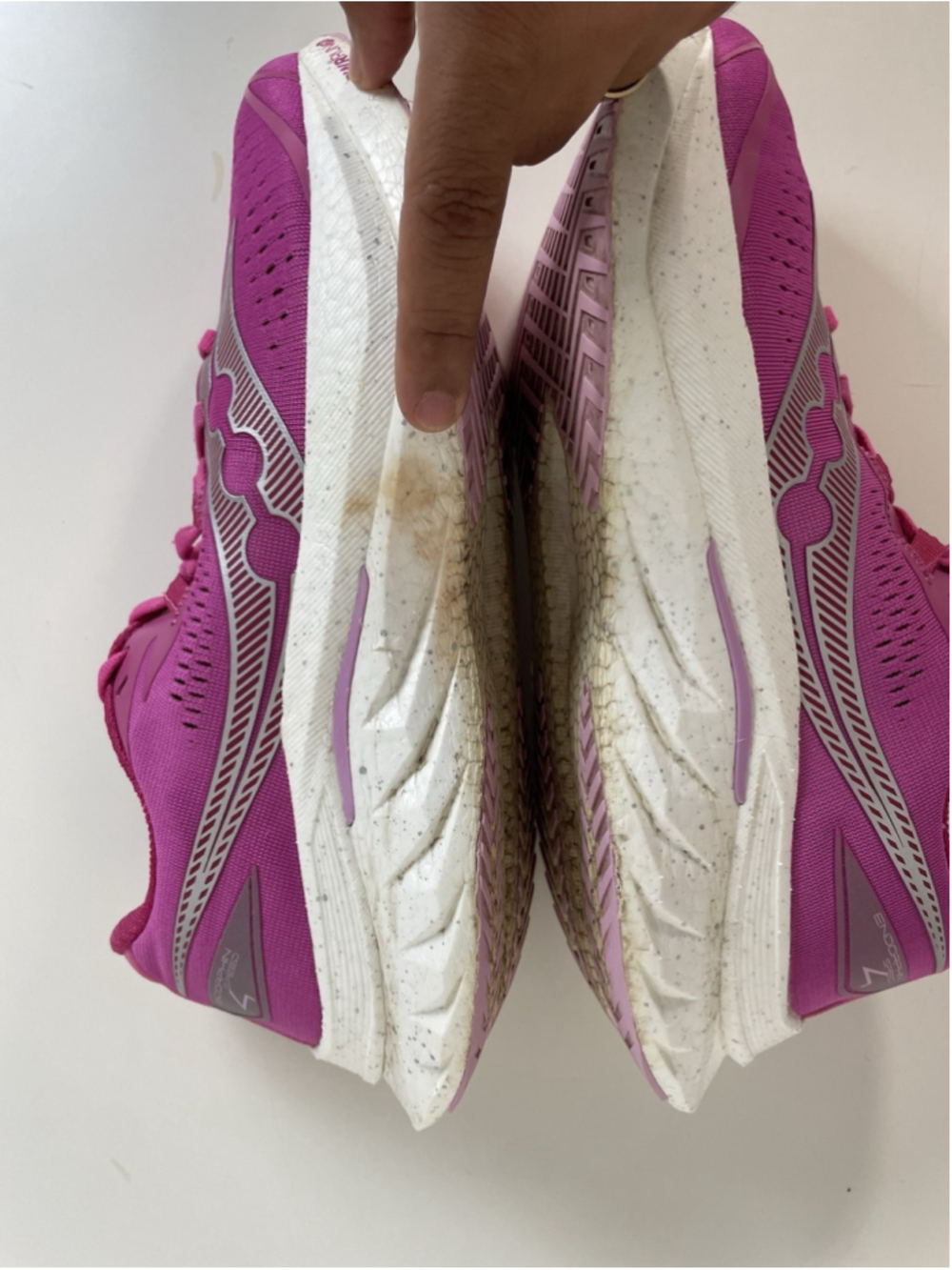 Saucony Endorphin Speed 4 Women's Size 10.5 Pink Purple Running Shoes - Picture 7 of 13